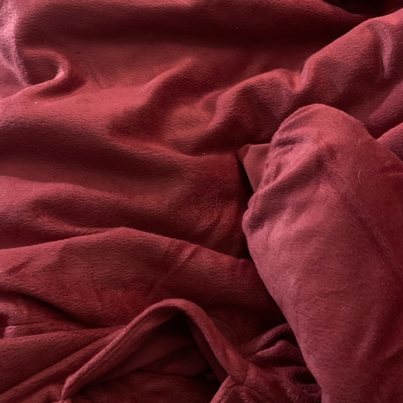 Port Authority Mountain Lodge Wearable Blanket - Picture 6 of 7